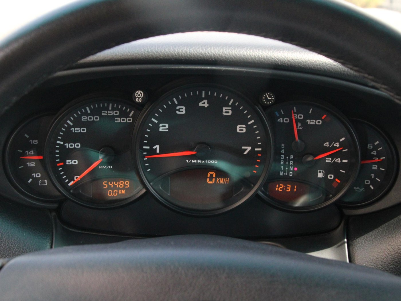 Porsche 911 3.4 Coupé Carrera — foto 13 van 42