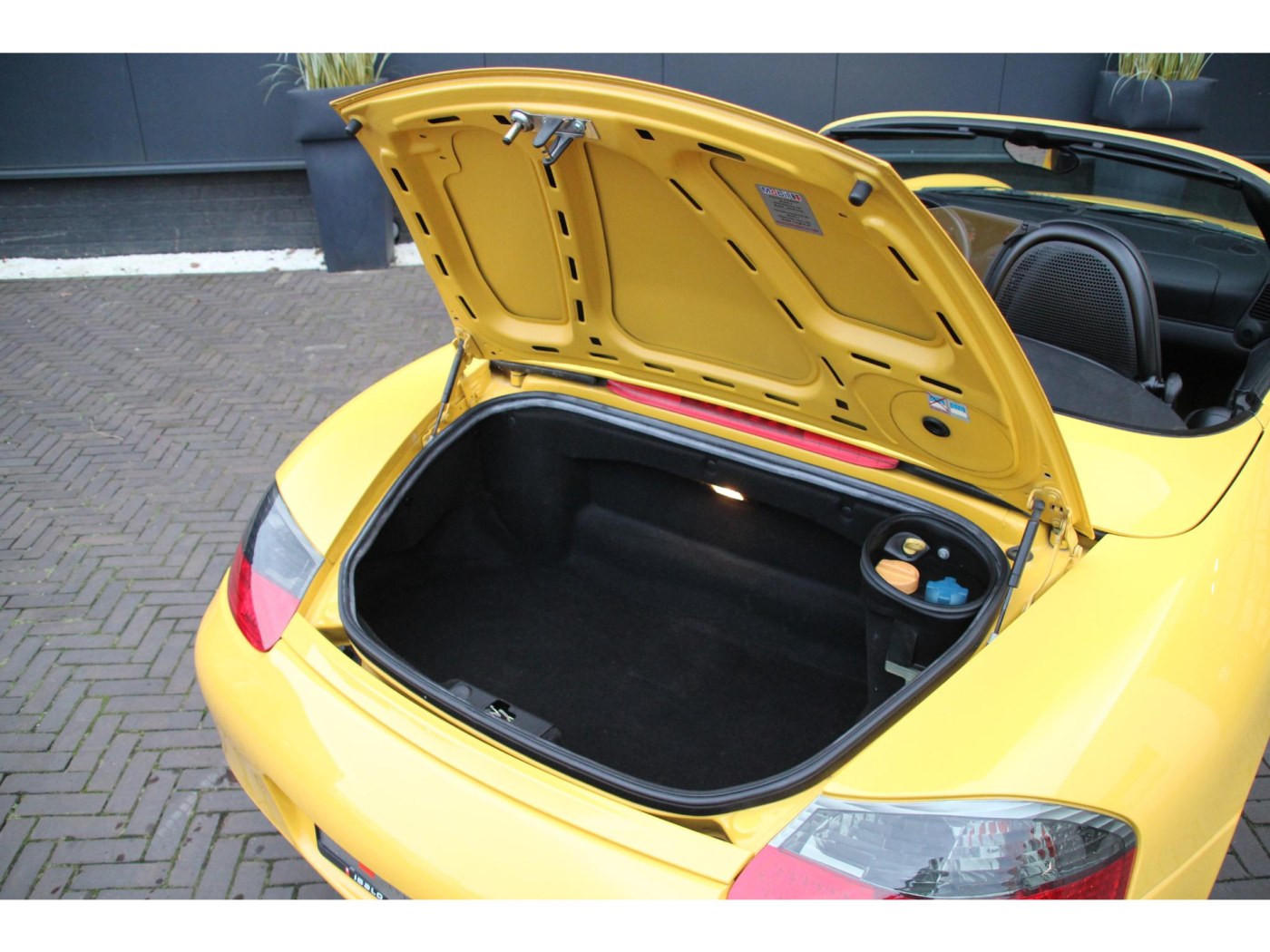 Porsche Boxster 2.7 | NL-auto | Lage KM | Speed Gelb | — foto 17 van 24