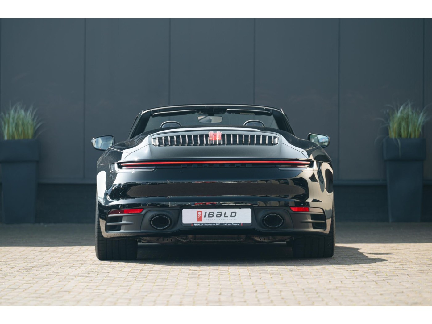 Porsche 911 Carrera S Cabrio (992) 450pk | Sport Chrono | Sportuitlaat | Stoelventilatie | — foto 57 van 88