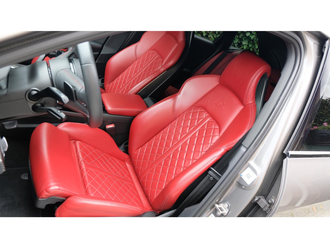 Audi A4 Avant 45 TFSI Quattro Edition One | 245pk | S Stoelen | Trekhaak | B&O | MHEV | — foto 4 van 33