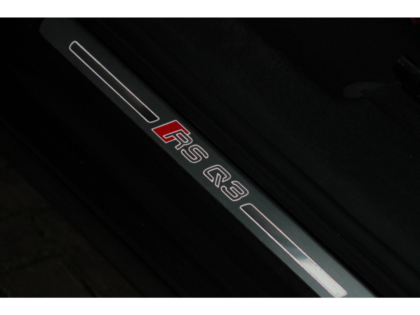 Audi Q3 Sportback TFSI RS | RS Stoelen | B&O | Sportuitlaat — foto 18 van 25