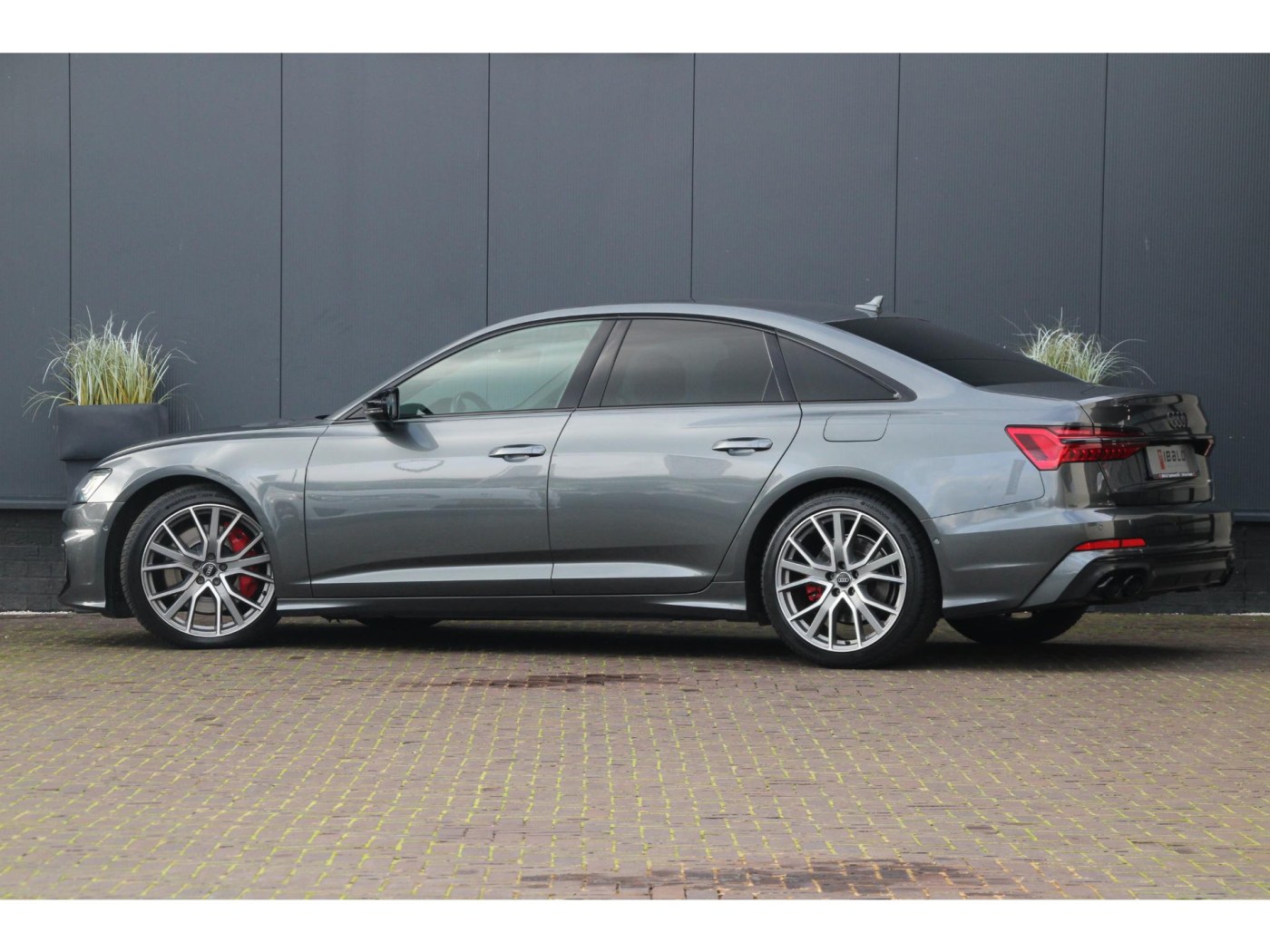 Audi A6 Limousine 55 TFSI e quattro Competition — foto 14 van 22