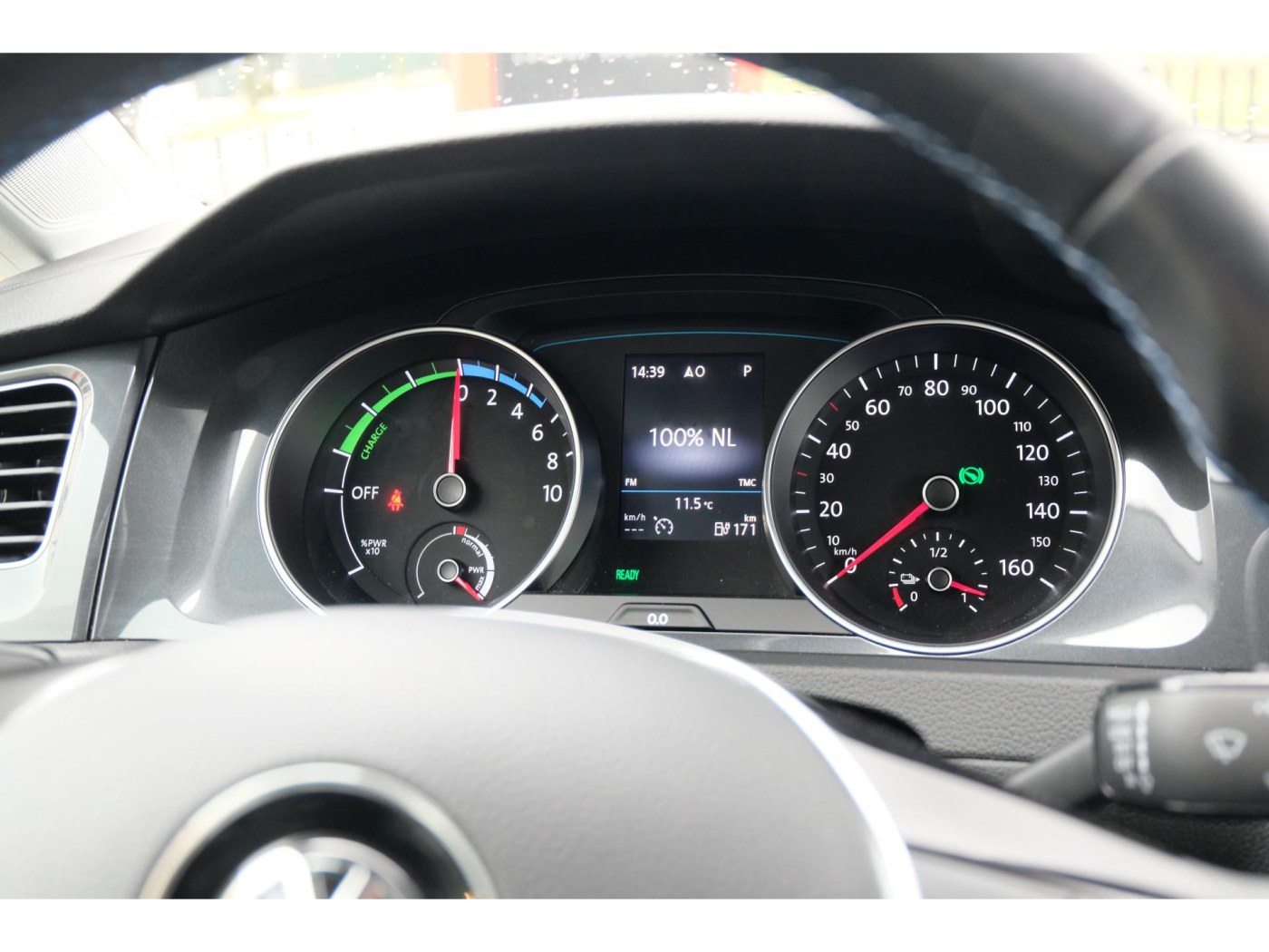 Volkswagen e-Golf E-DITION | BTW-auto | 8% bijtelling | Winterpakket | — foto 19 van 37