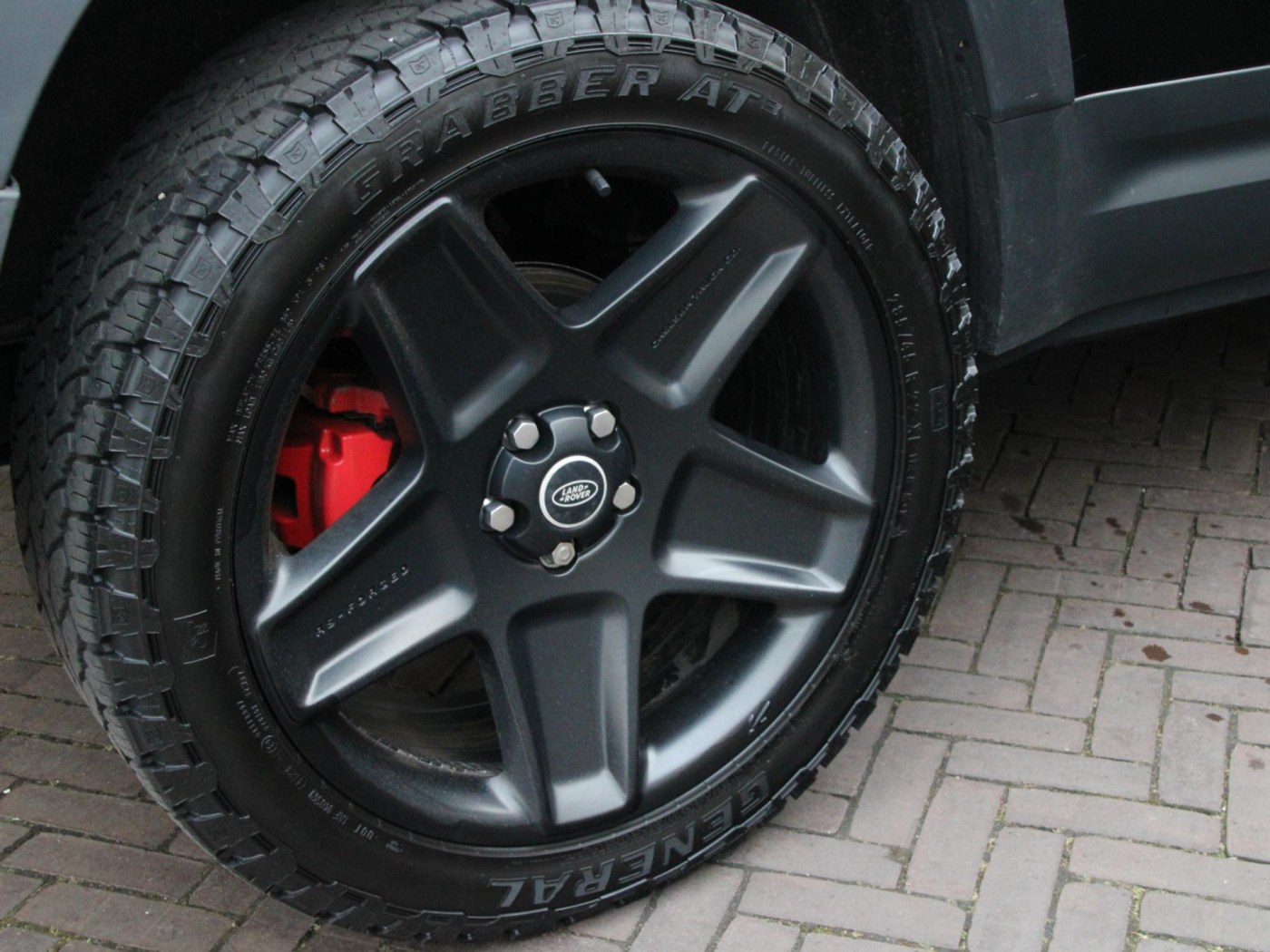 Land Rover Defender 3.0 D250 110 MHEV X-Dynamic HSE — foto 6 van 38
