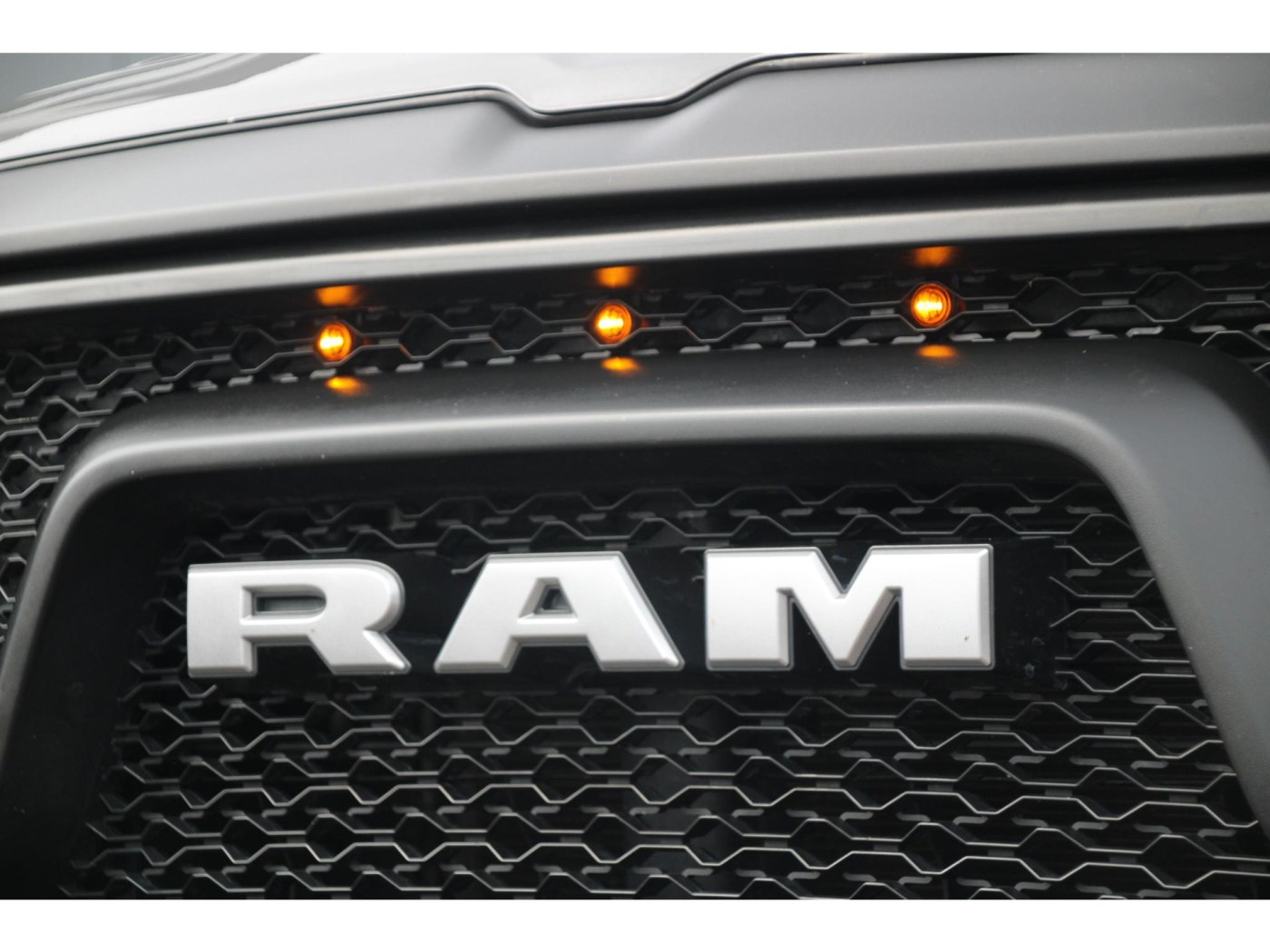 Dodge RAM 1500 REBEL | LPG 200L | 3.500kg trekhaak | 12 inch Uconnect | — foto 9 van 52