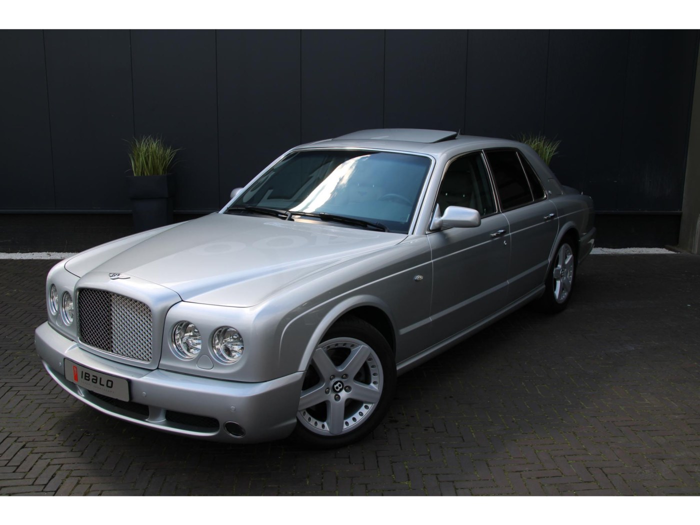 Bentley Arnage T | 456pk | 825Nm | Facelift | Youngtimer | BTW auto | — foto 9 van 44