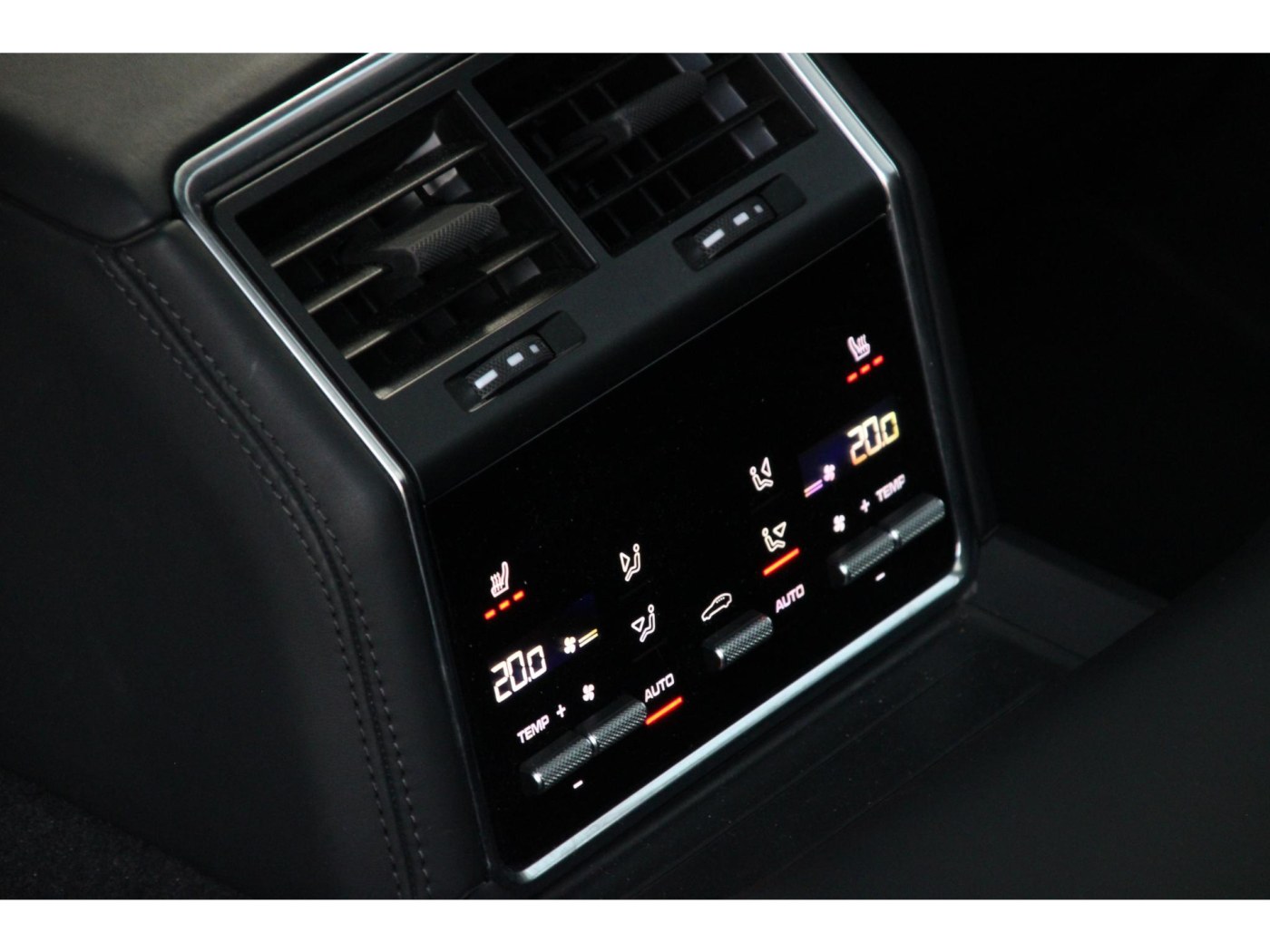 Porsche Panamera ST 4S E-Hybrid | PDCC | Achteras sturing | 560pk | — foto 22 van 59