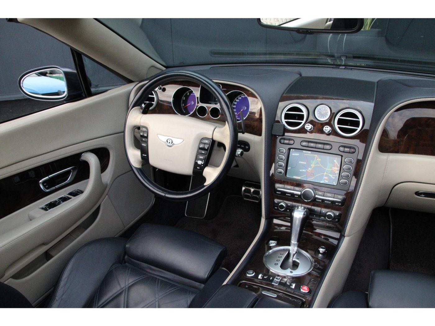 Bentley Continental GTC 6.0 W12 | 20" Speed | Diamond Stitching | — foto 3 van 43