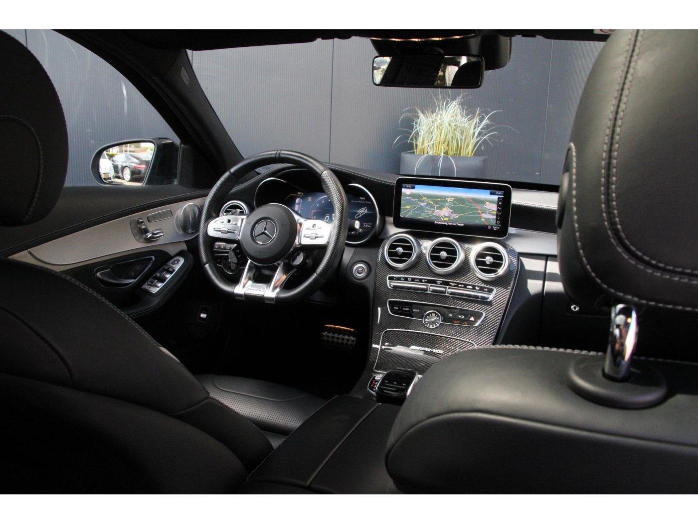 Mercedes-Benz C-klasse AMG 63 S Premium Plus | Pano | Trekhaak | Dealer | — foto 26 van 52