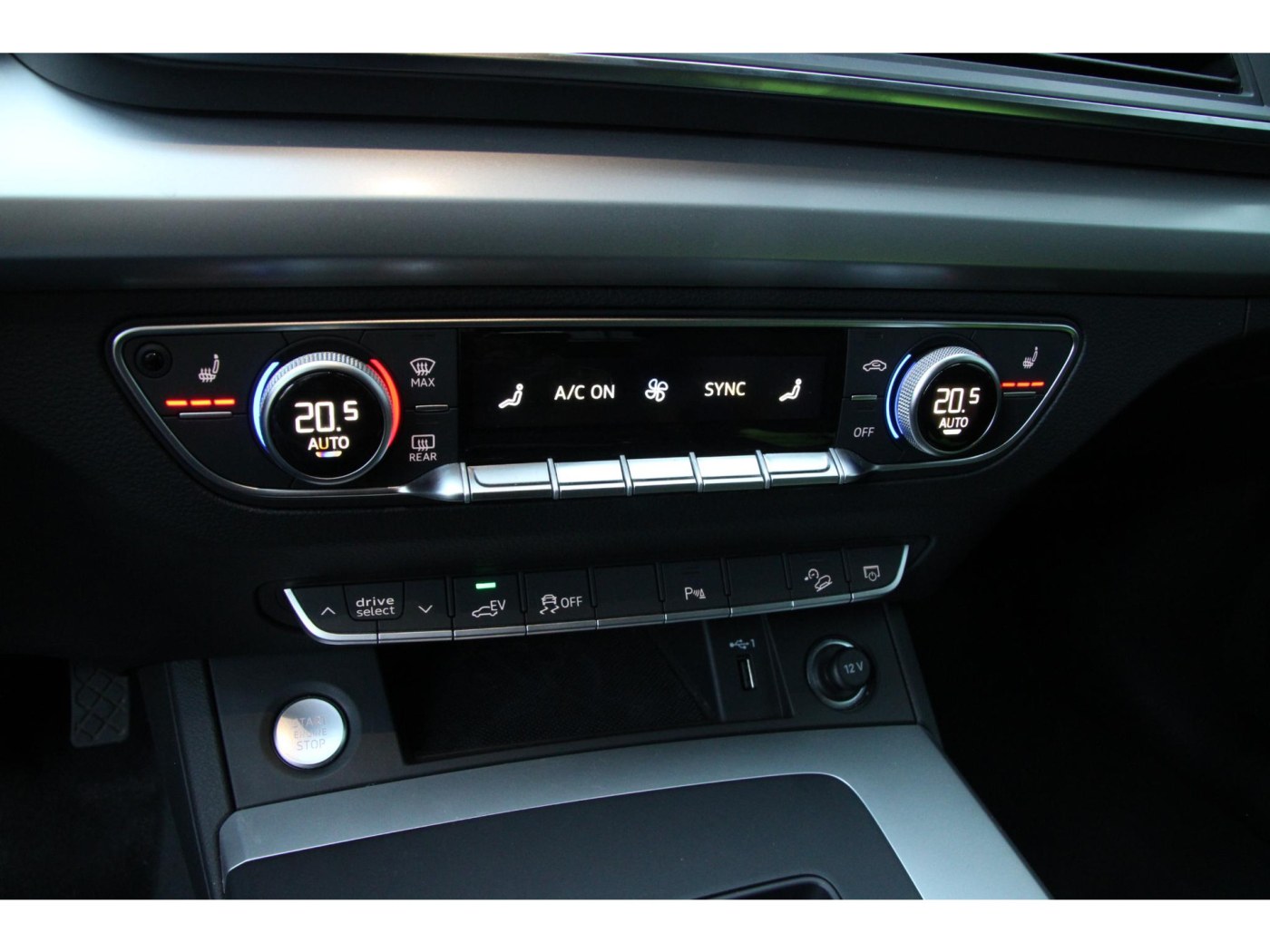 Audi Q5 50 TFSI e S edition | Trekhaak | Matrix LED | — foto 12 van 30