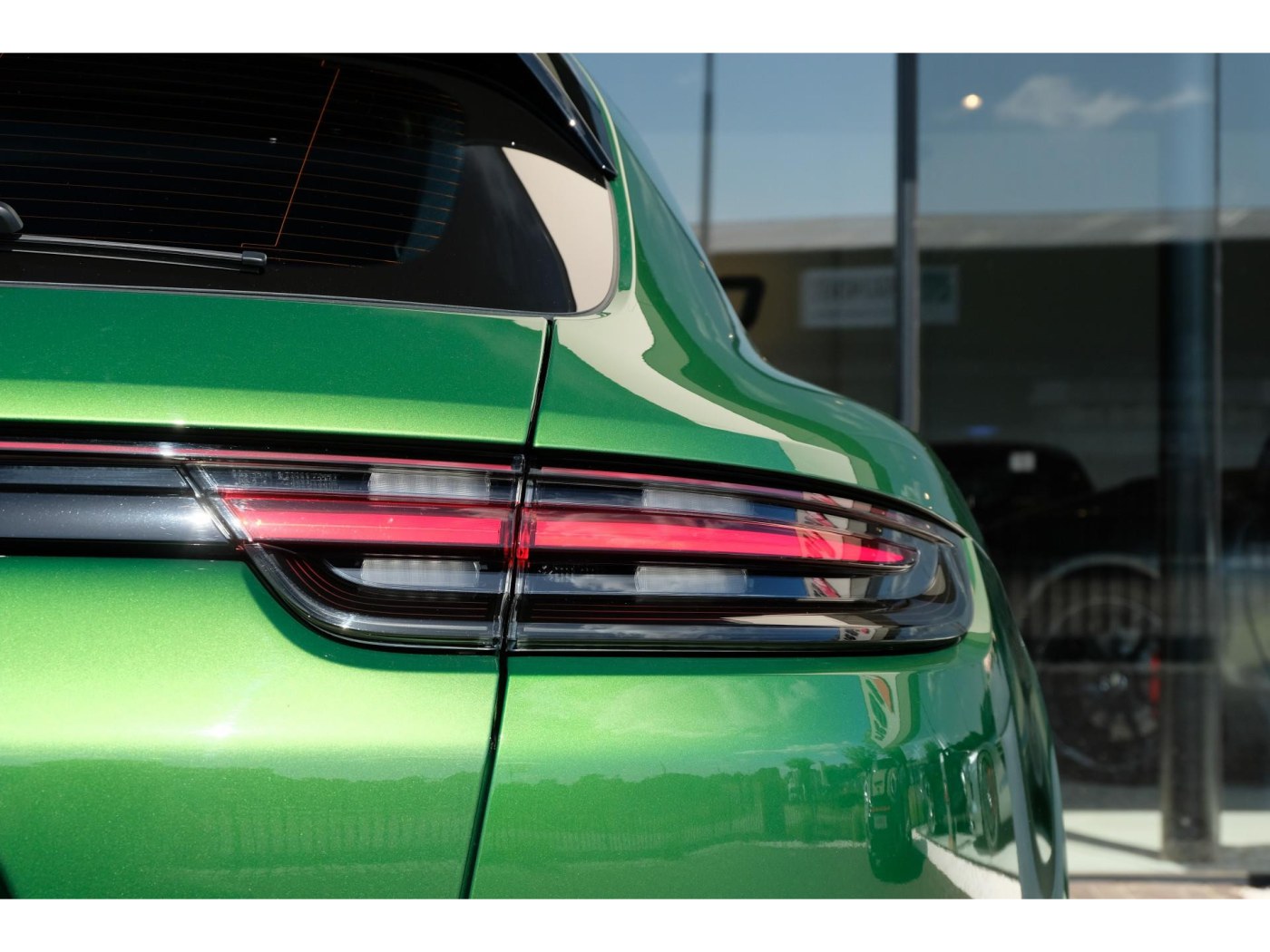 Porsche Panamera 4 Sport Turismo | 2.9 V6 Bi-Turbo 330 pk | Luchtvering | Sport Chrono | Adapt. Sportstoelen | — foto 12 van 48