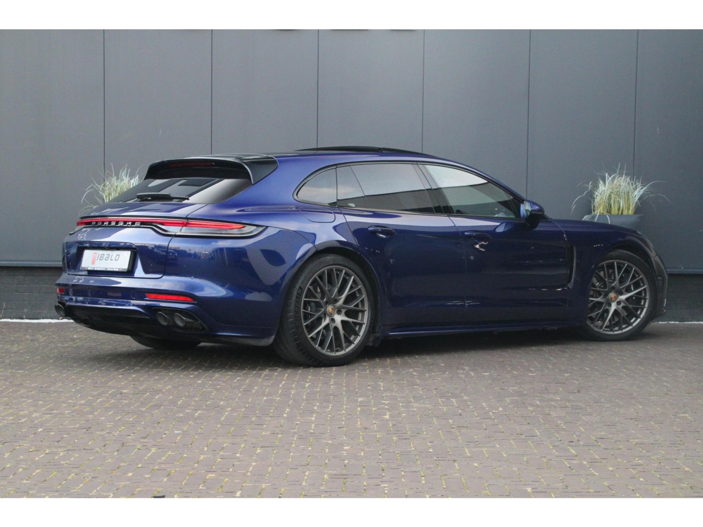 Porsche Panamera ST 4S E-Hybrid | PDCC | Achteras sturing | 560pk | — foto 2 van 59