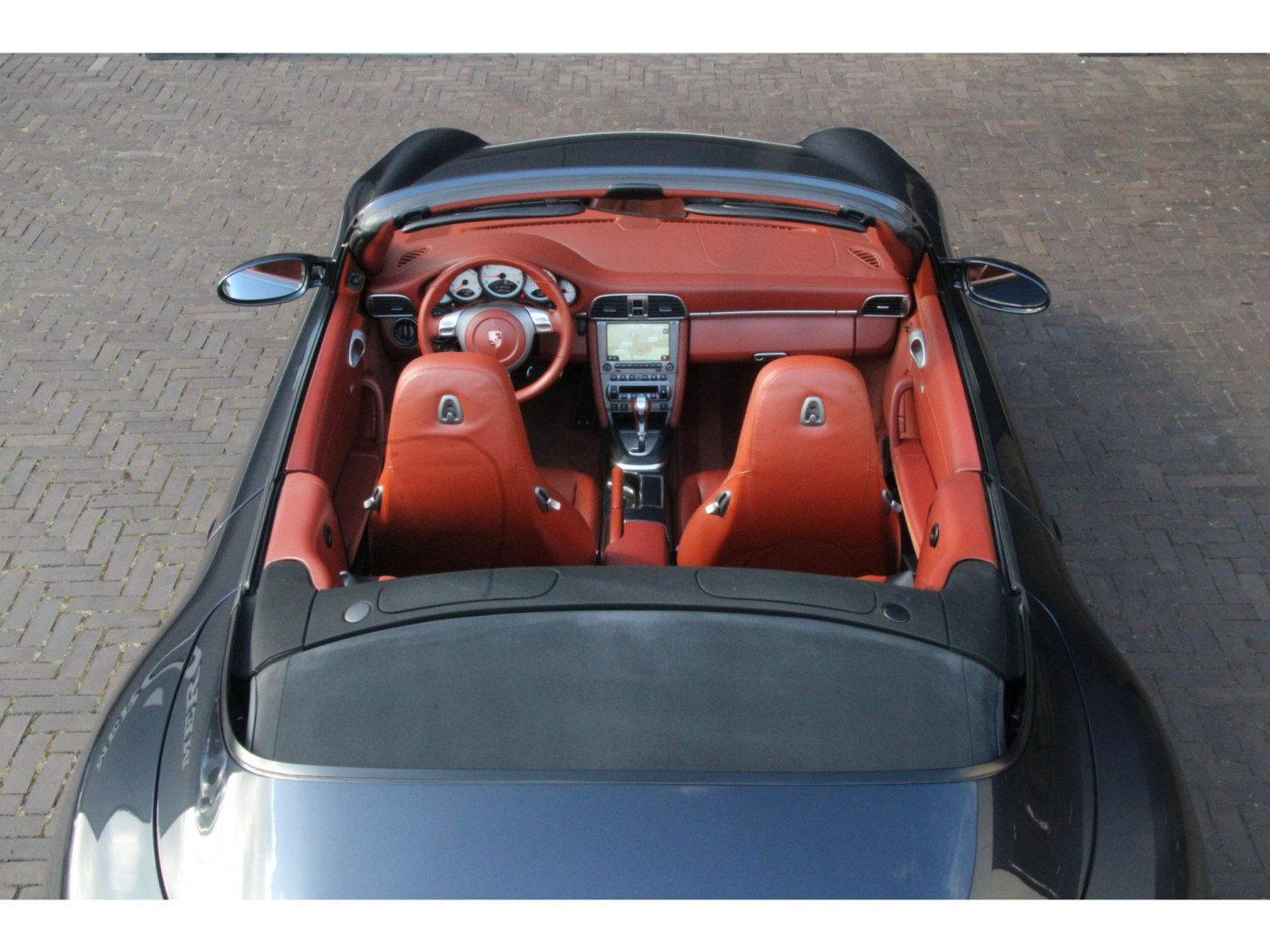 Porsche 911 Carrera 4S Cabrio | BTW | PCCM+ | Youngtimer | — foto 26 van 39