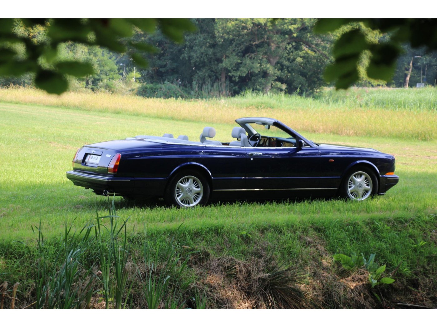 Bentley Azure 6.75 V8 Convertible | 390pk | 750Nm | Youngtimer | Historie | — foto 32 van 44