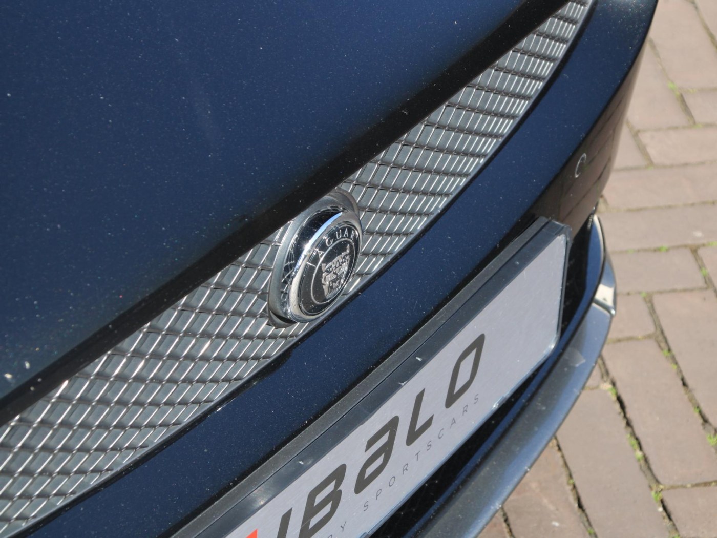 Jaguar XKR-S 4.2 V8 Coupé | 1 van 150 | B&W audio | NL-auto — foto 26 van 71