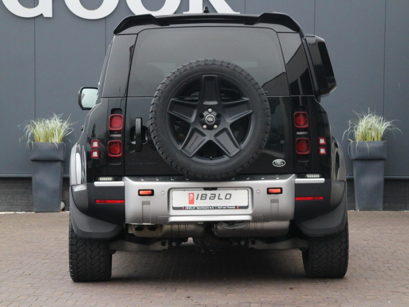 Land Rover Defender 3.0 D250 110 MHEV X-Dynamic HSE — foto 7 van 38