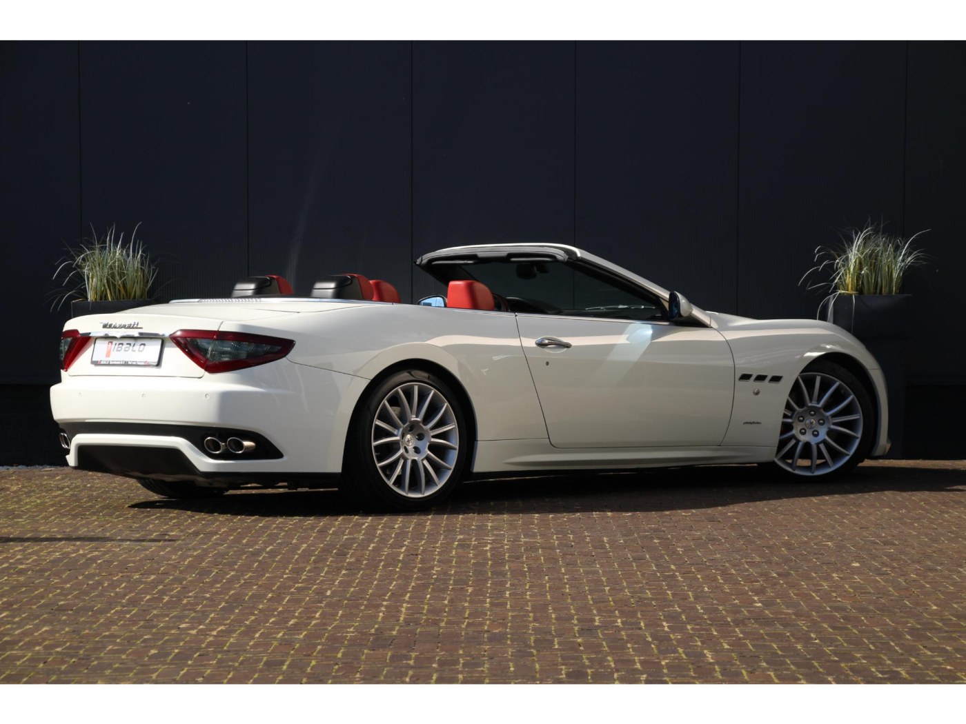 Maserati GranCabrio 4.7 | Youngtimer | BTW-auto | Lage fiscale waarde | — foto 2 van 34