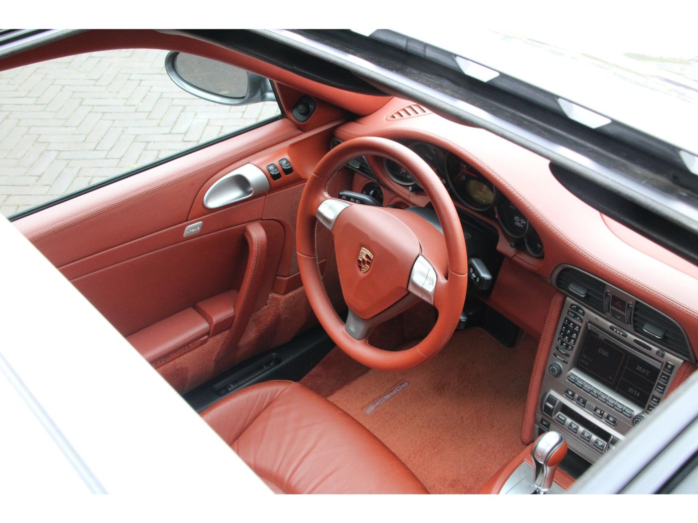 Porsche 911 3.6 Carrera | Raff Leder | Schuifdak | Historie | — foto 37 van 43