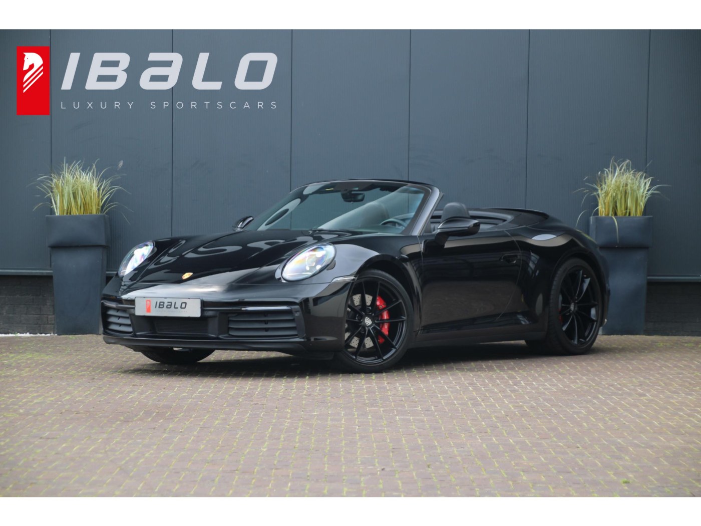 Porsche 911 Carrera S Cabrio (992) 450pk | Sport Chrono | Sportuitlaat | Stoelventilatie | — foto 1 van 88
