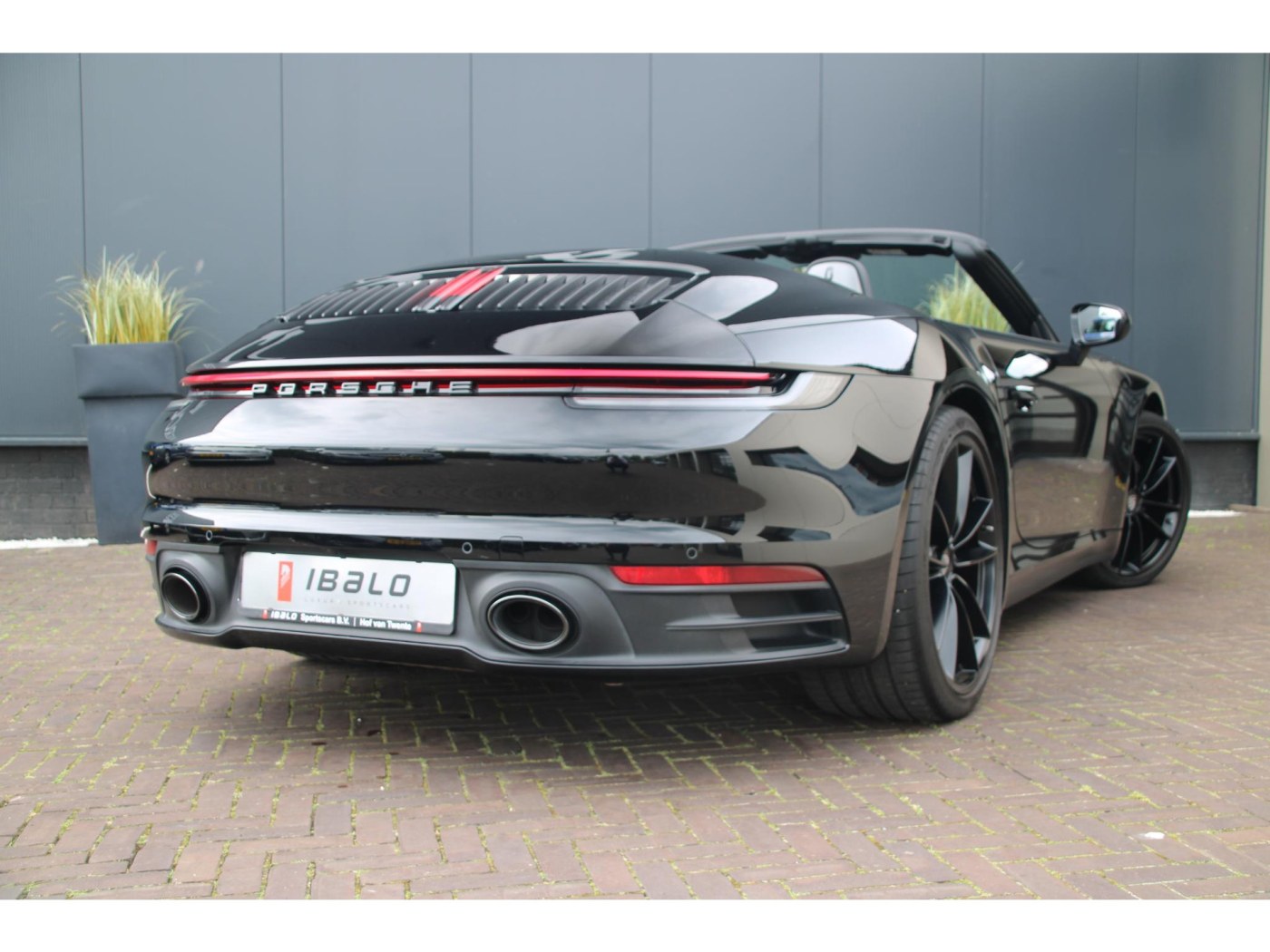 Porsche 911 Carrera S Cabrio (992) 450pk | Sport Chrono | Sportuitlaat | Stoelventilatie | — foto 45 van 88