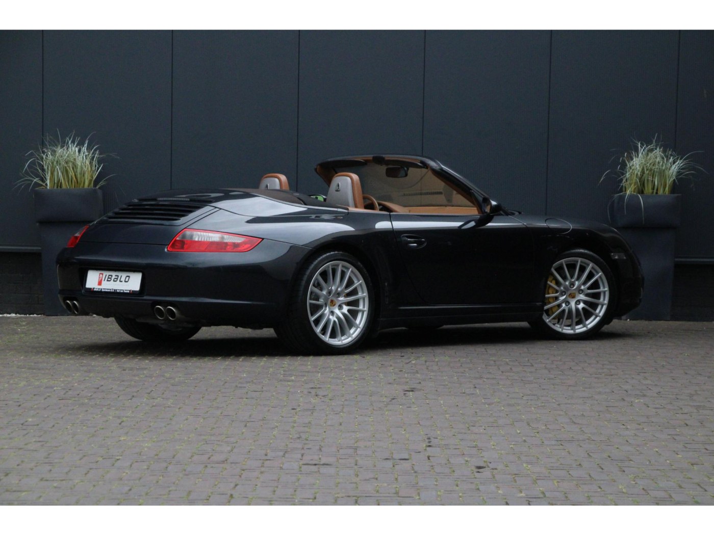 Porsche 911 Cabrio 3.8 Carrera 4S (997) | Keramisch PCCB | BTW-auto | — foto 2 van 40