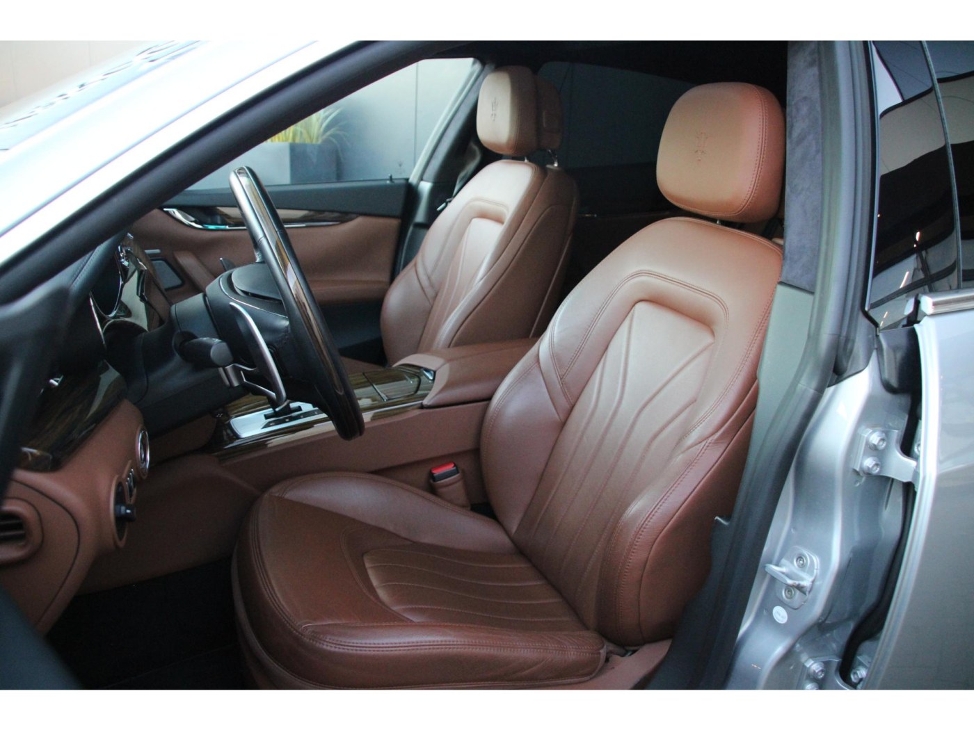 Maserati Quattroporte 3.8 V8 GTS | 530pk |  BTW | Schuifdak | B&W Audio | — foto 4 van 42