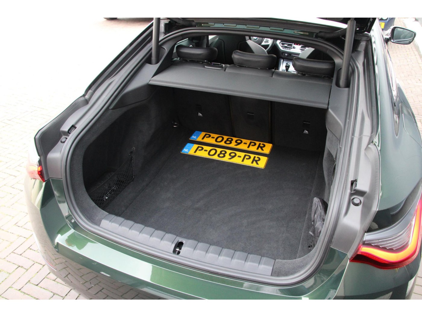 BMW 4-serie Gran Coupé 420i M-Sport Pro | M-stoelen | Schuifdak | Trekhaak | — foto 31 van 41