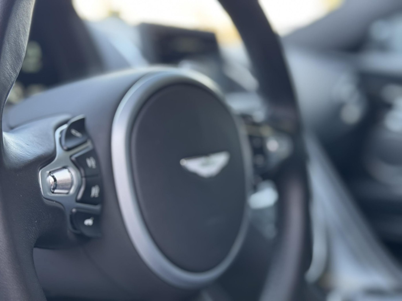 Aston Martin DB11 5.2 V12 | NL-auto | Dealer Onderh | PPF | — foto 25 van 49
