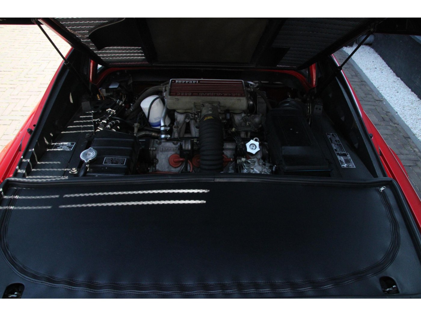 Ferrari 328 GTS | Volledige Ferrari-map | pirelli banden | — foto 33 van 60