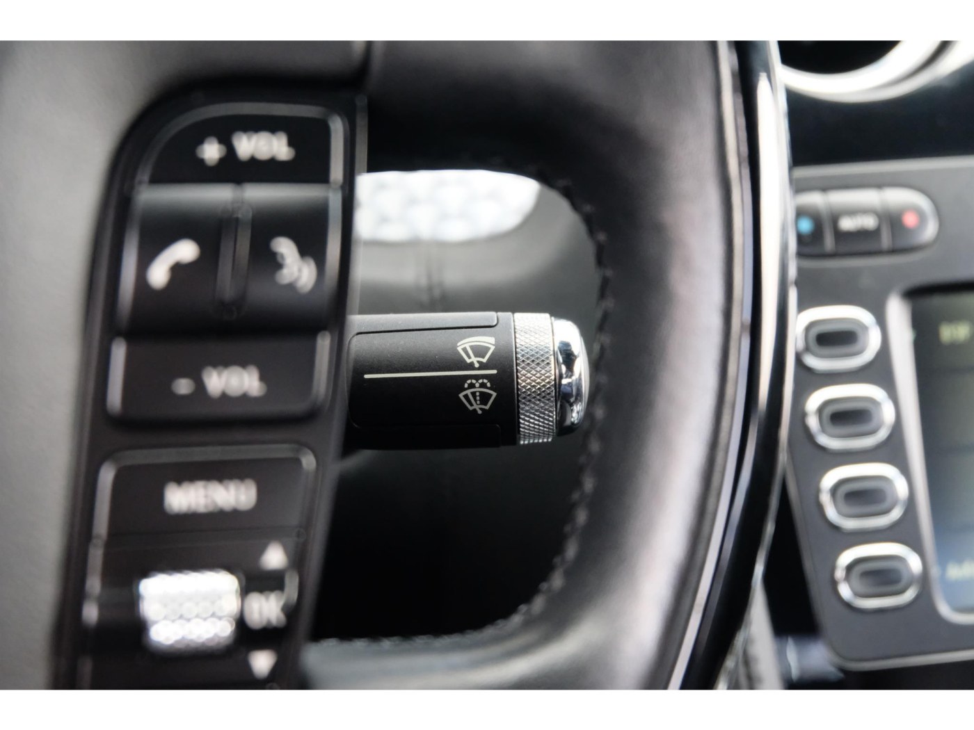 Bentley Continental Flying Spur W12 560pk | Youngtimer | BTW auto | Nieuwstaat | — foto 31 van 44