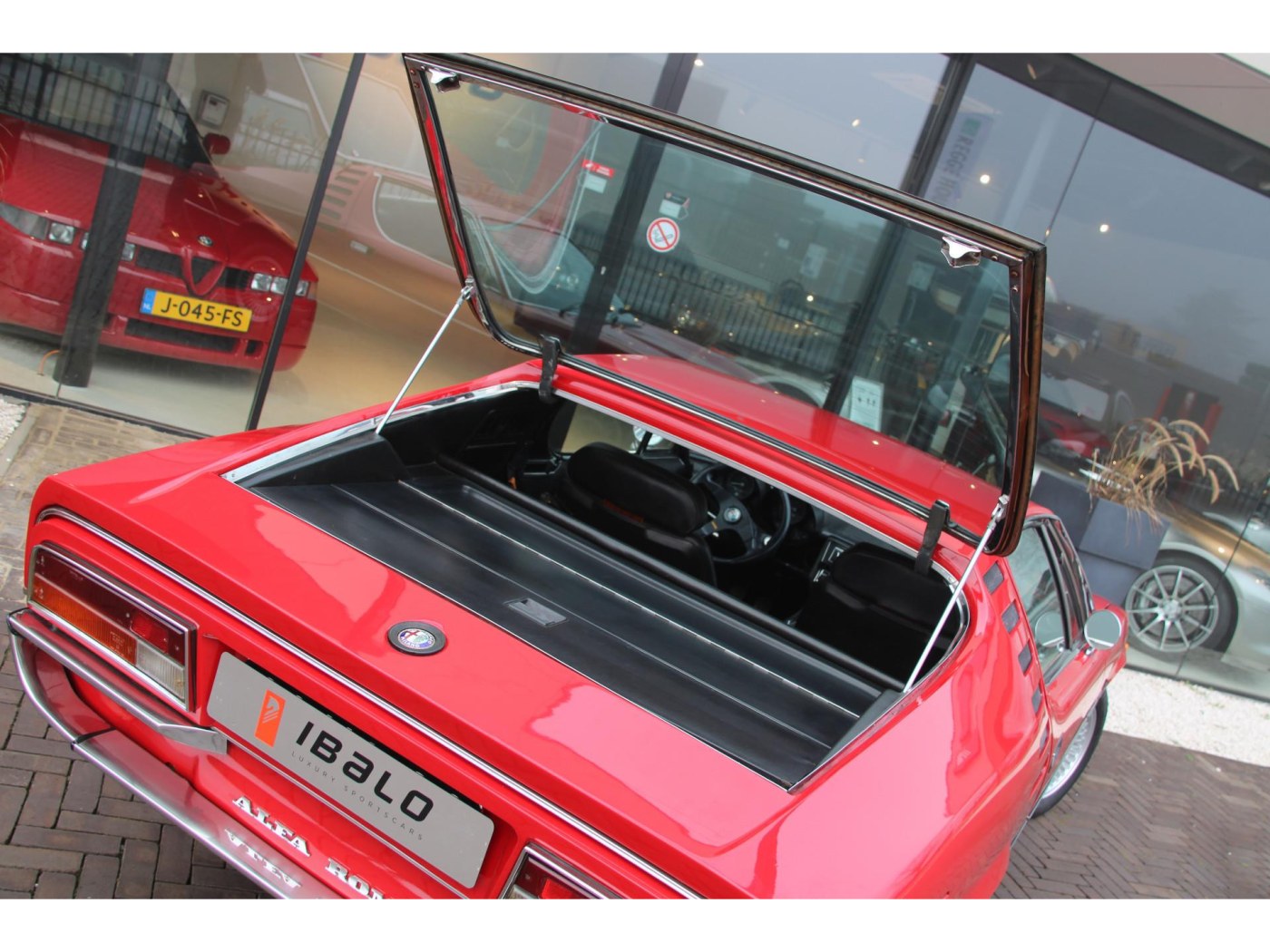 Alfa Romeo Montreal Coupé 2.6 V8 | Topstaat | ZF 5-versnellingsbak — foto 39 van 45