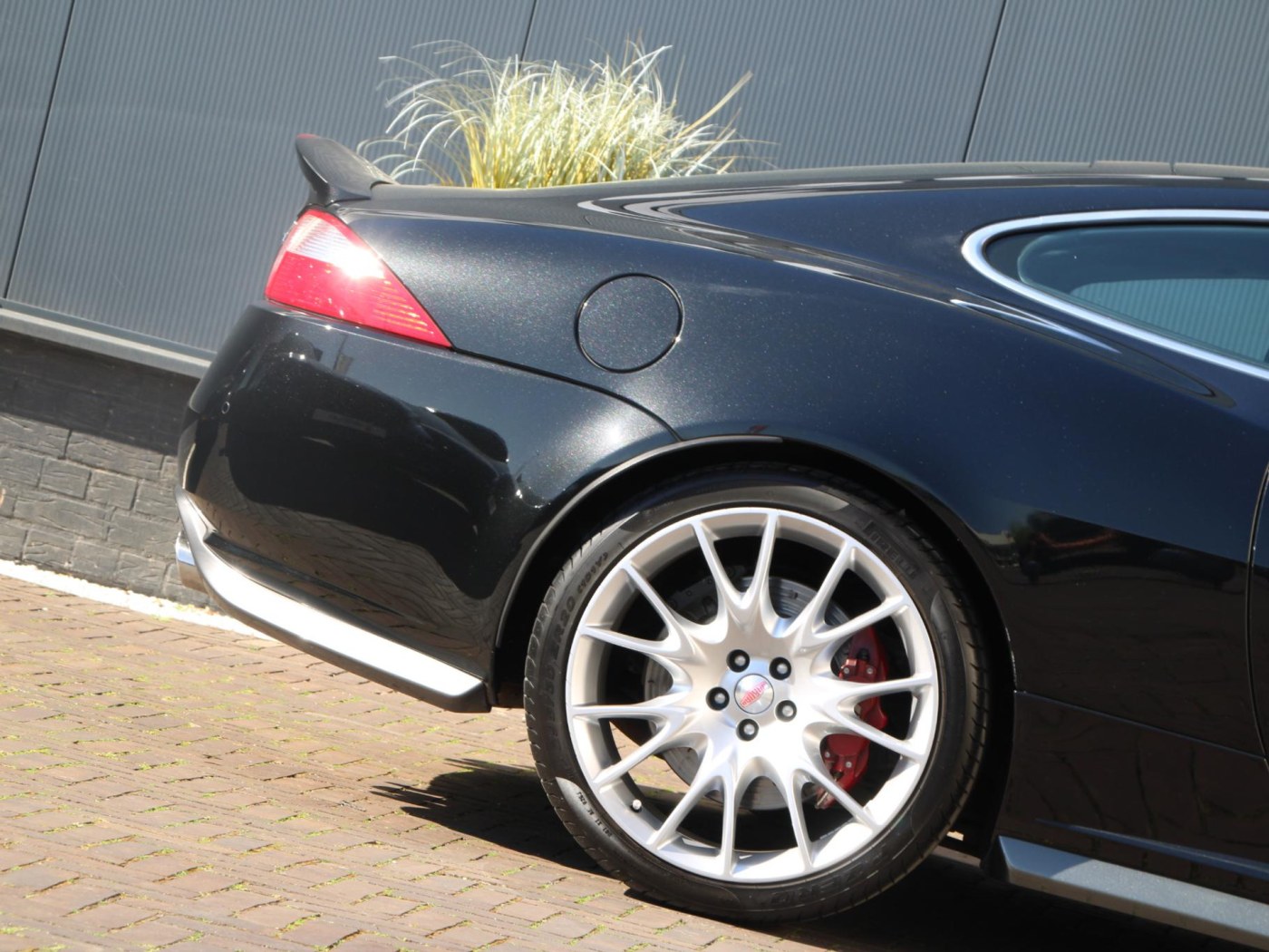 Jaguar XKR-S 4.2 V8 Coupé | 1 van 150 | B&W audio | NL-auto — foto 32 van 71