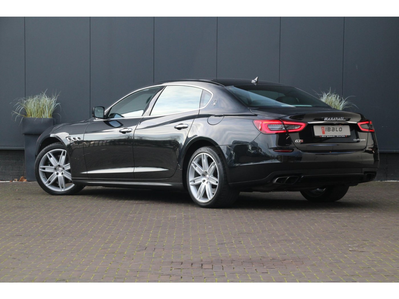 Maserati Quattroporte 3.8 V8 GTS | 530pk Ferrari-motor | Carplay | — foto 31 van 48