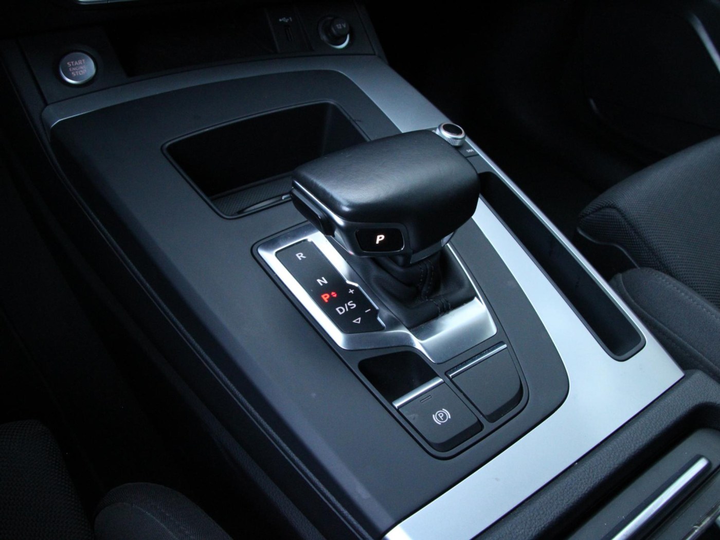 Audi Q5 50 TFSI e S edition | Trekhaak | Matrix LED | — foto 12 van 20