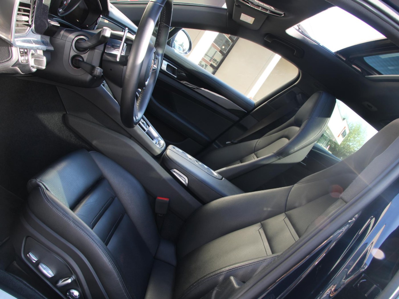 Porsche Panamera ST 4 E-Hybrid — foto 44 van 47
