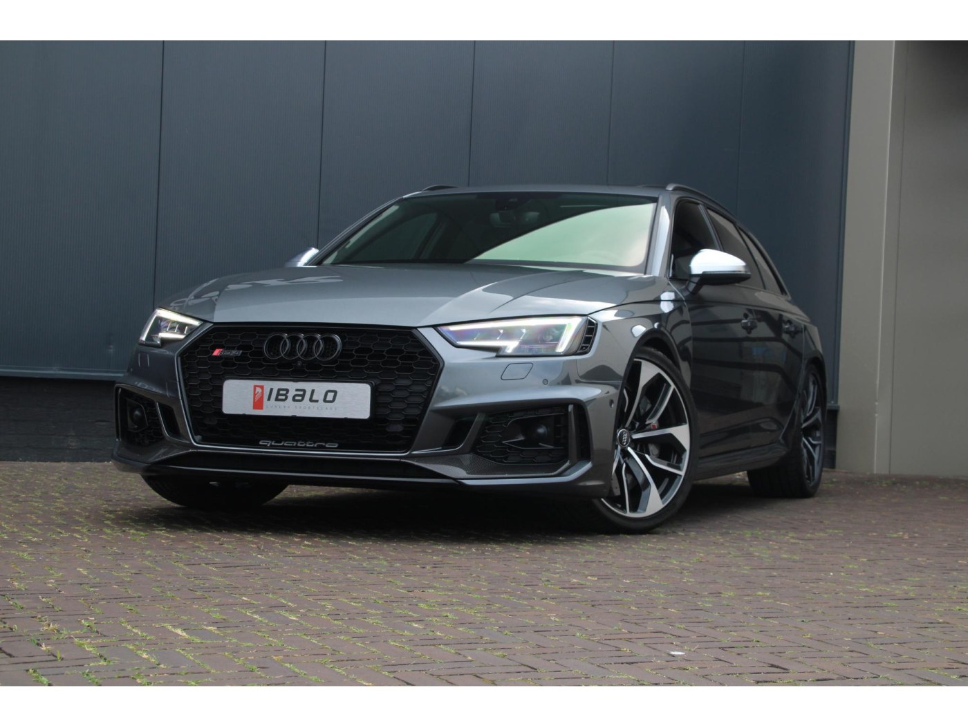 Audi RS4 Avant 2.9 TFSI quattro | Keramisch | HUD | B&O | Carbon | — foto 11 van 67