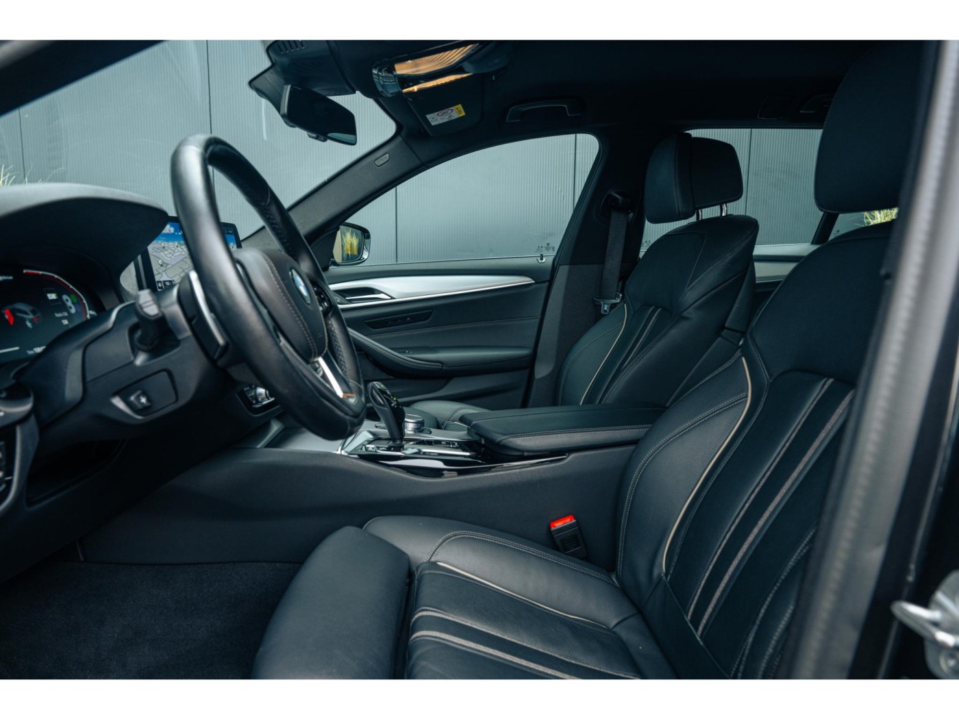 BMW 5-serie Touring 530e High Executive — foto 47 van 54