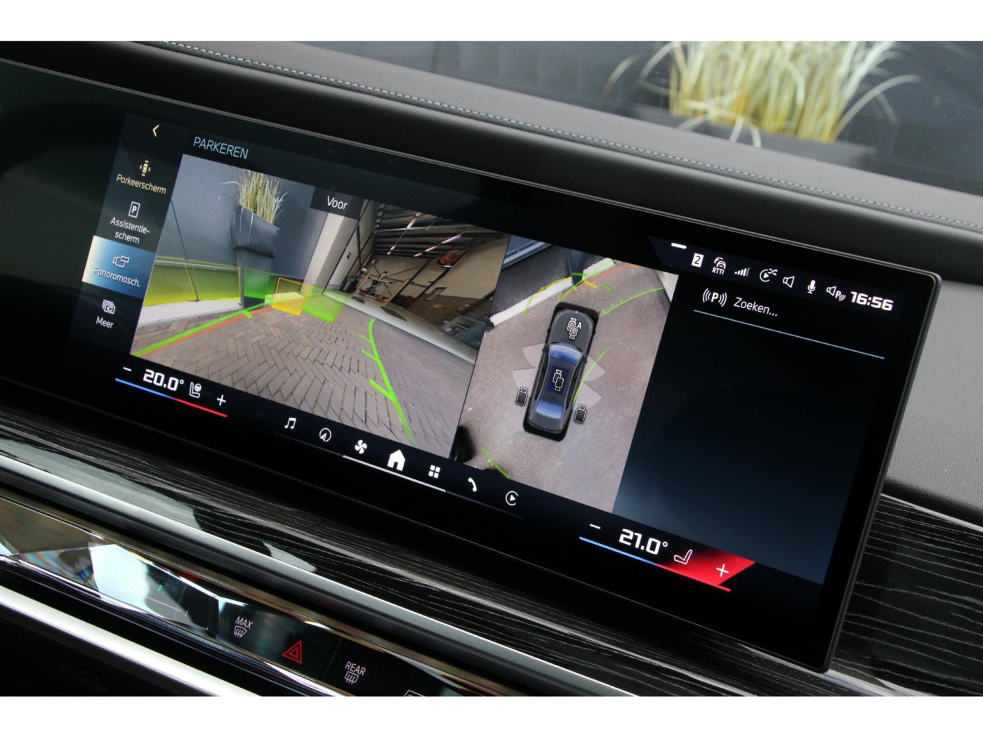 BMW 7-serie M760e xDrive M-Sport Pro | Auto Doors | BTW | — foto 15 van 34