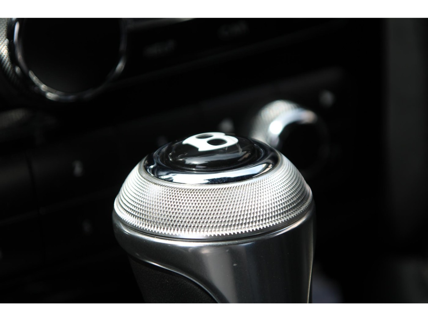 Bentley Continental Flying Spur W12 560pk | Youngtimer | BTW auto | Nieuwstaat | — foto 15 van 44