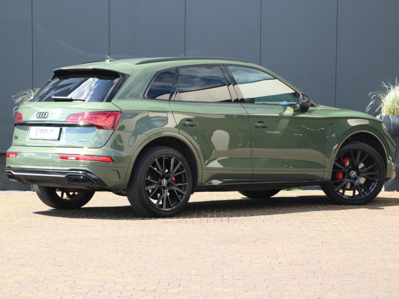 Audi Q5 50 TFSI e S edition | Trekhaak | Matrix LED | — foto 2 van 20