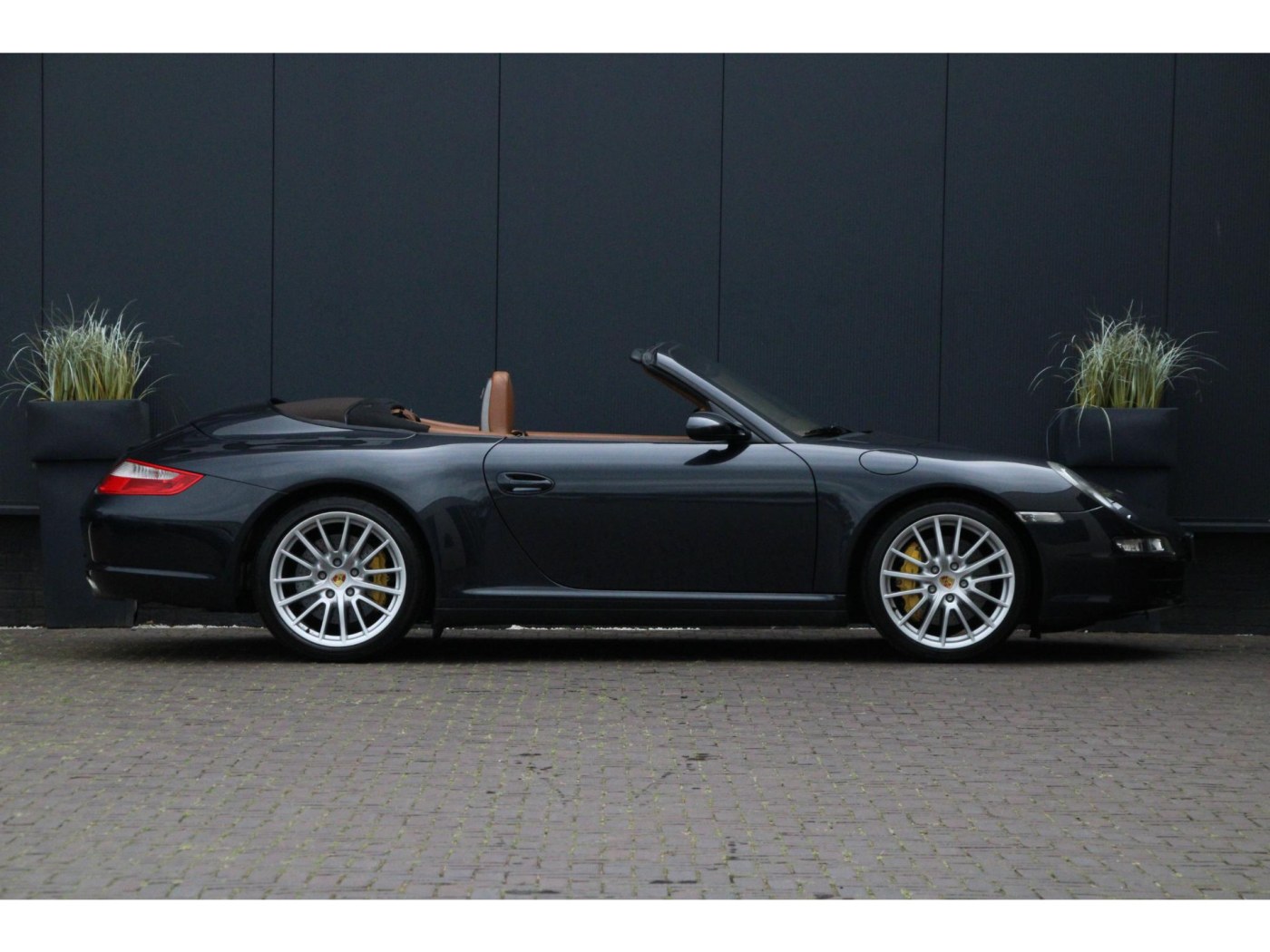 Porsche 911 Cabrio 3.8 Carrera 4S (997) | Keramisch PCCB | BTW-auto | — foto 36 van 40