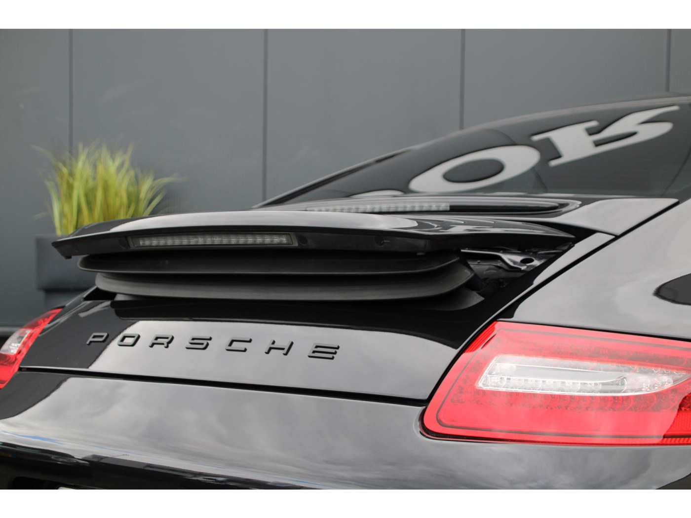 Porsche 911 3.8 Carrera S (997) 355pk | PCCM Plus | 19 inch | Youngtimer | — foto 25 van 36