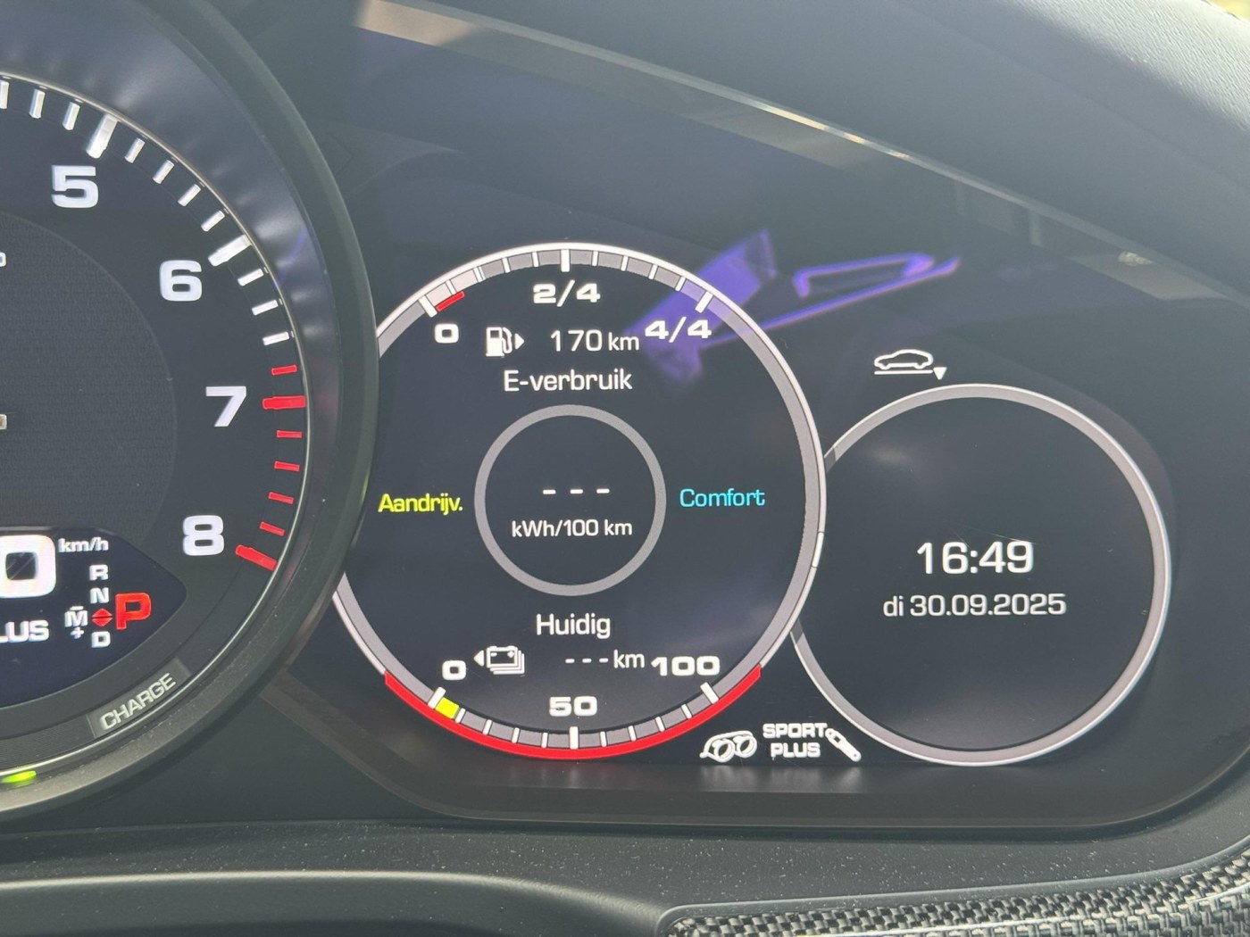 Porsche Panamera ST 4S E-Hybrid | PDCC | Achteras sturing | 560pk | — foto 46 van 59