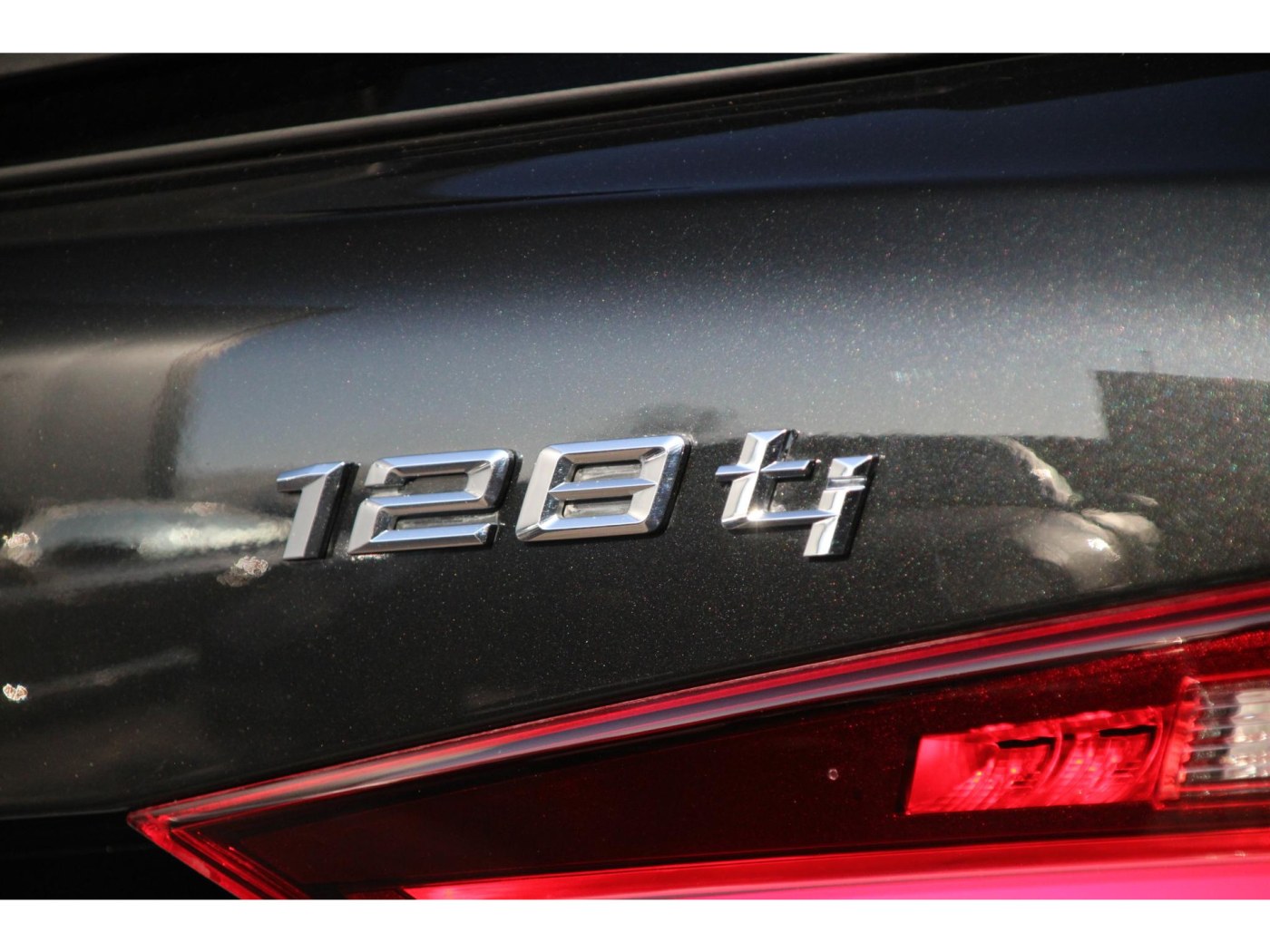 BMW 1-serie 128ti Executive Edition — foto 36 van 39