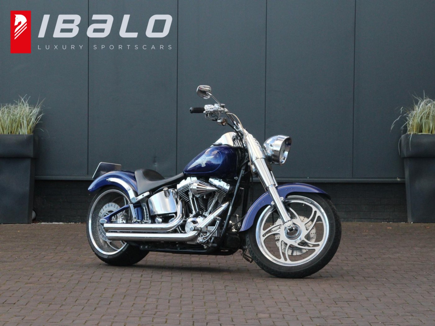 Harley Davidson 88 FLSTFI Fat Boy — foto 1 van 32