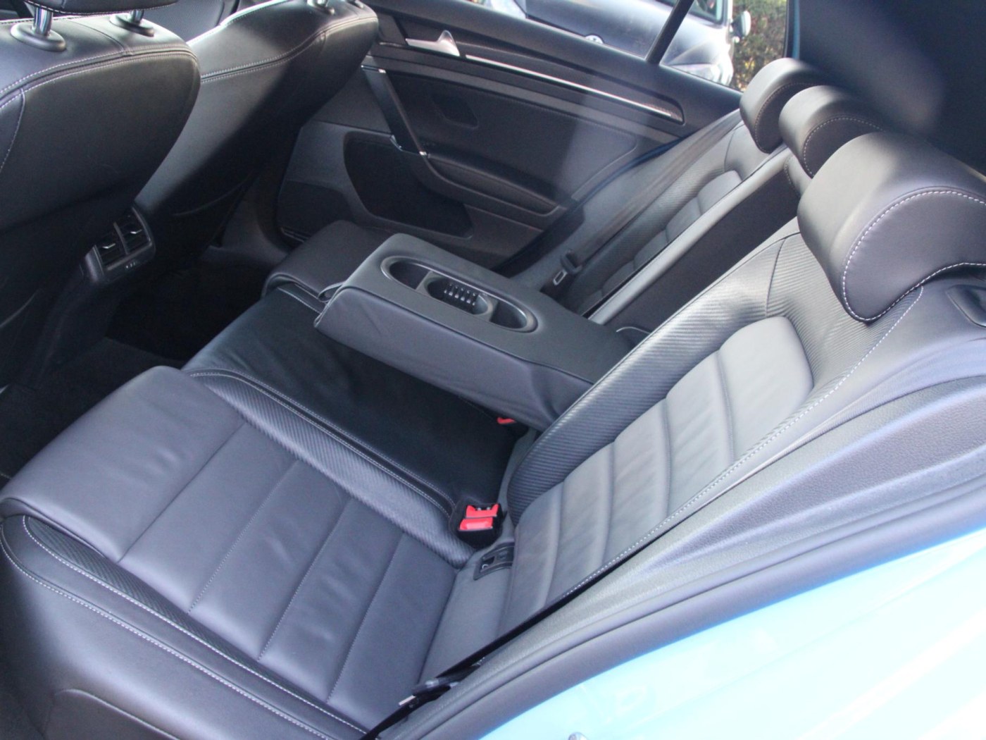 Volkswagen Golf 2.0 TSI R 4Motion | R512 Licht Blau | Dynaudio | — foto 24 van 35