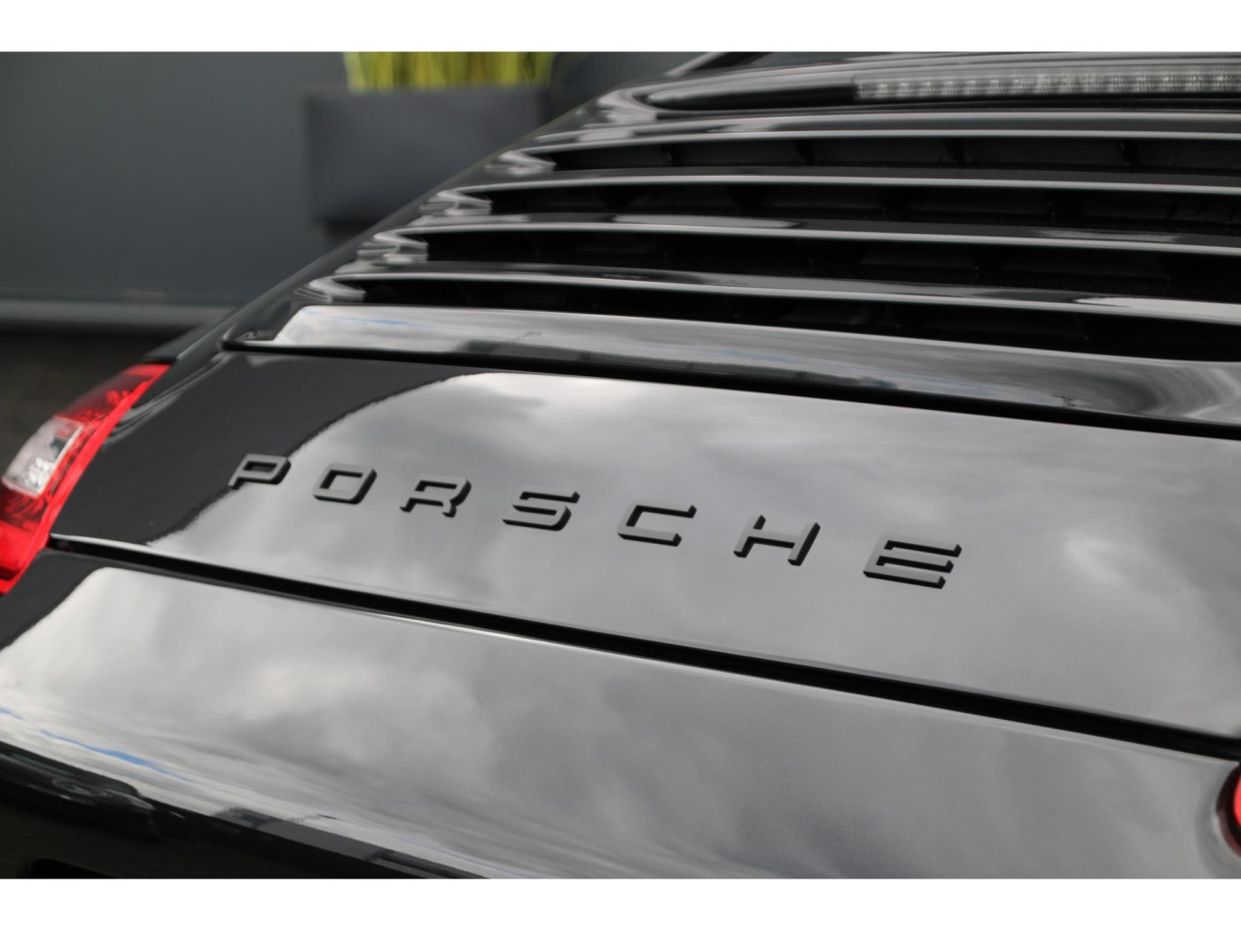 Porsche 911 3.8 Carrera S (997) 355pk | PCCM Plus | 19 inch | Youngtimer | — foto 31 van 36