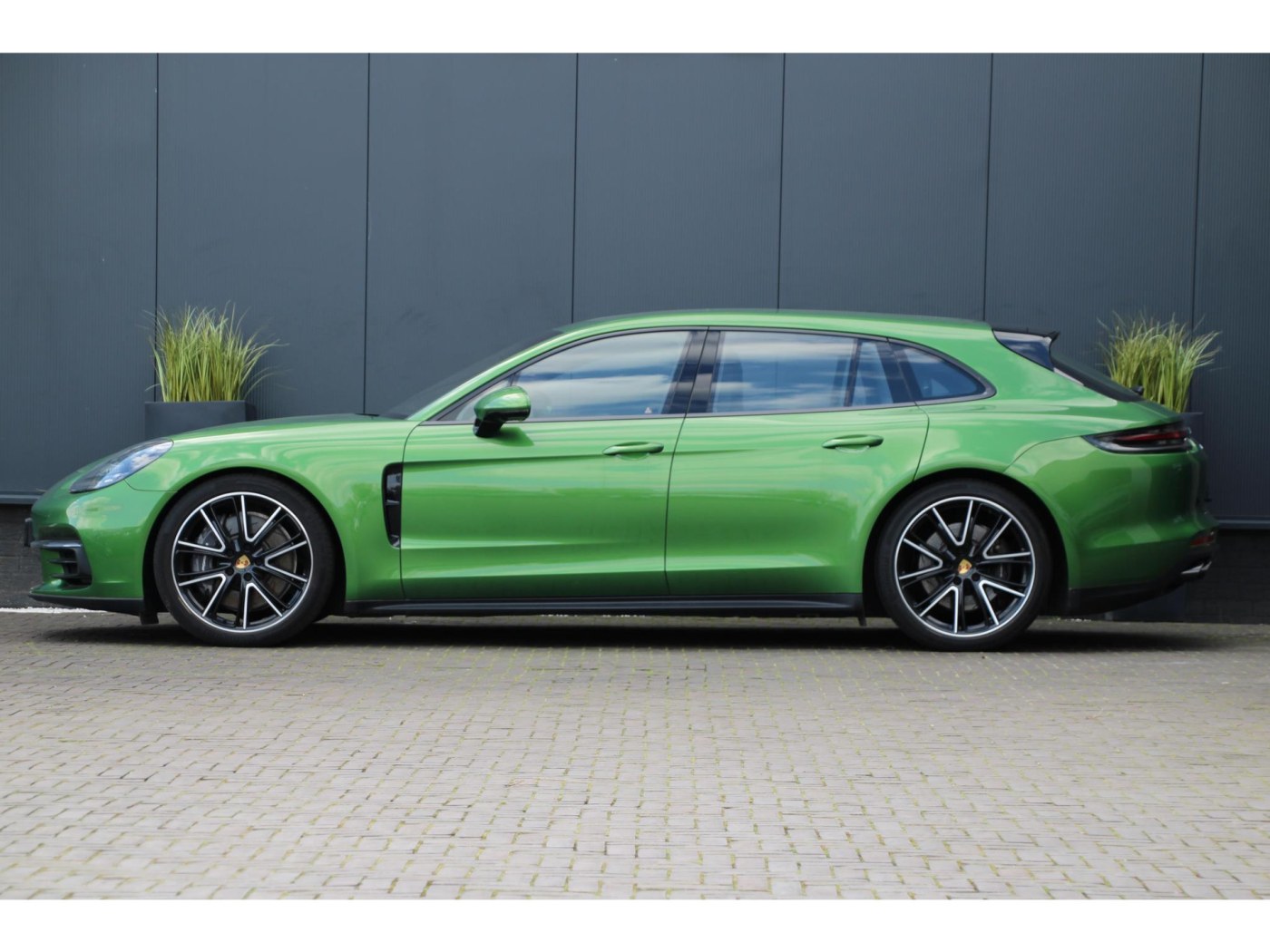 Porsche Panamera 4 Sport Turismo | 2.9 V6 Bi-Turbo 330 pk | Luchtvering | Sport Chrono | Adapt. Sportstoelen | — foto 5 van 48