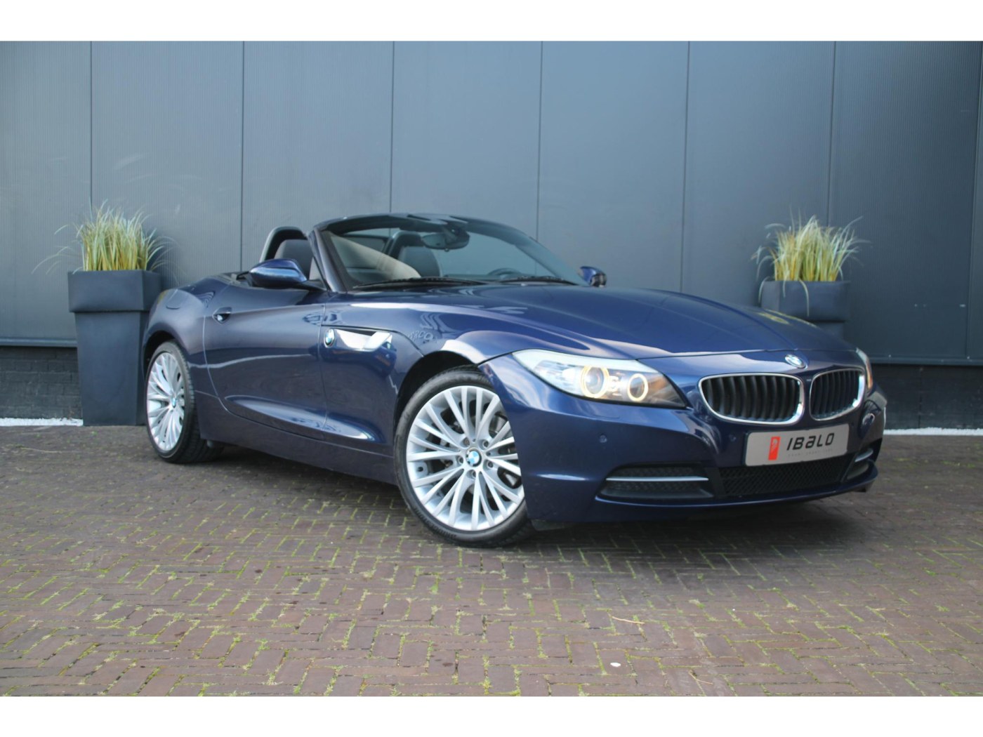 BMW Z4 Roadster sDrive23i | 6-cilinder 204pk | Youngtimer | Zeer luxe | — foto 16 van 35