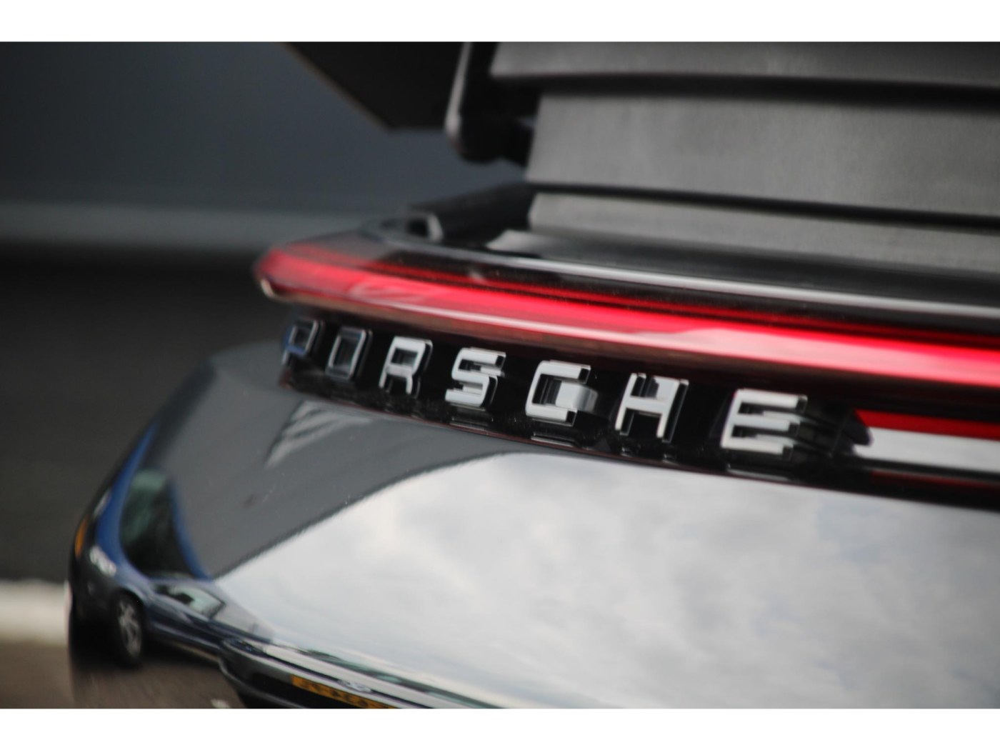 Porsche 911 Carrera S Cabrio (992) 450pk | Sport Chrono | Sportuitlaat | Stoelventilatie | — foto 47 van 88